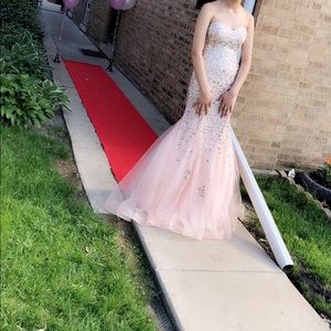 Beautiful light pink prom dress